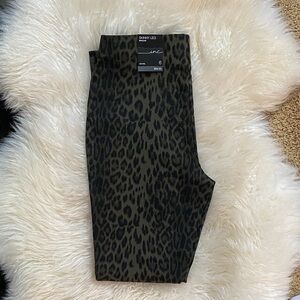 INC International Concepts Leopard Print Skinny Pants - Black and olive size 6